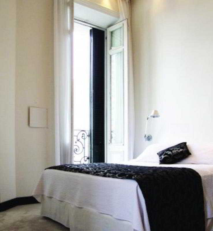 Plaza Fuerte Hotel Montevideo Exterior photo