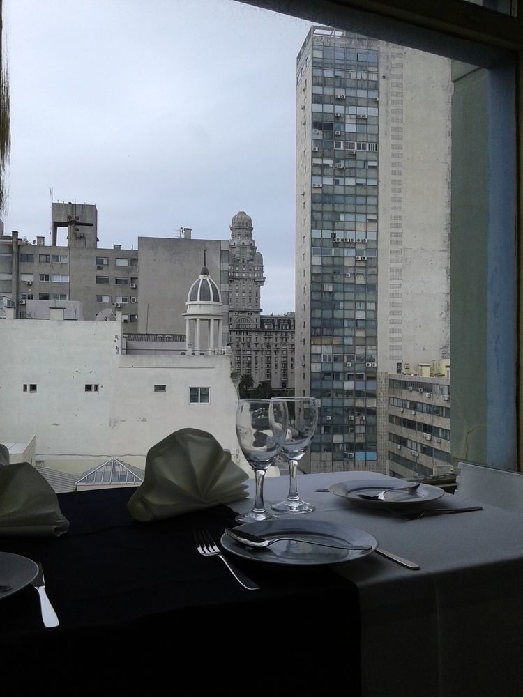 Plaza Fuerte Hotel Montevideo Exterior photo